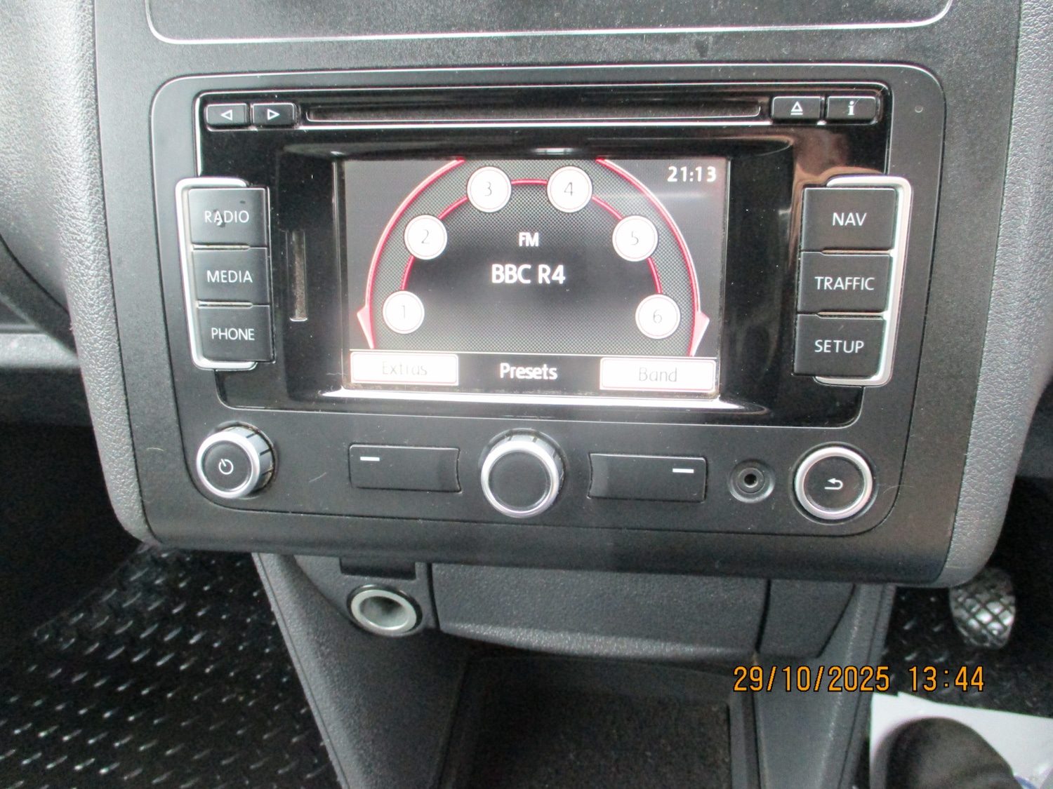 Used Volkswagen Caddy Maxi 2014 for sale - 76402920: Photo 17