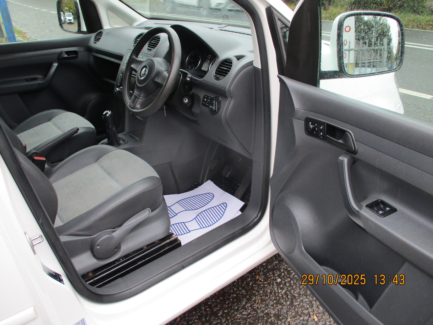 Used Volkswagen Caddy Maxi 2014 for sale - 76402920: Photo 30