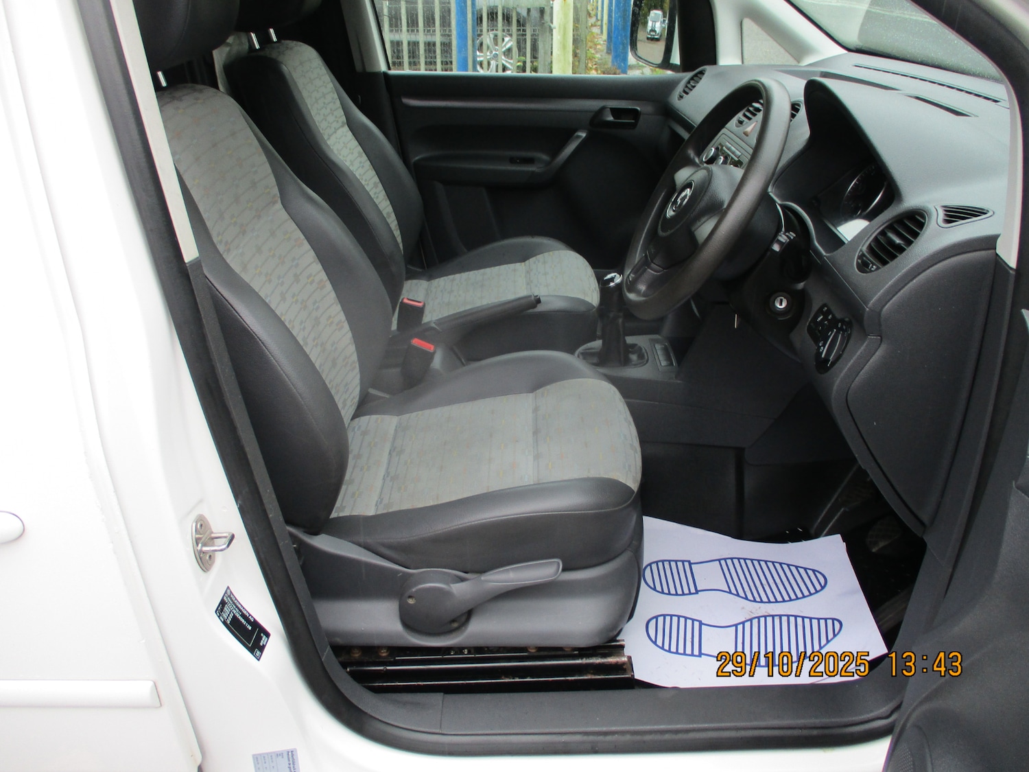 Used Volkswagen Caddy Maxi 2014 for sale - 76402920: Photo 31