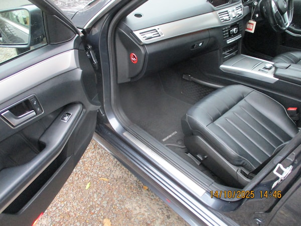 Used Mercedes-Benz E Class 2014 for sale - 76264483: Photo 11