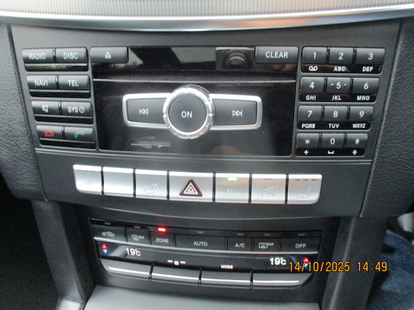 Used Mercedes-Benz E Class 2014 for sale - 76264483: Photo 20