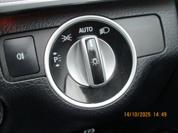 Used Mercedes-Benz E Class 2014 for sale - 76264483: Photo 22