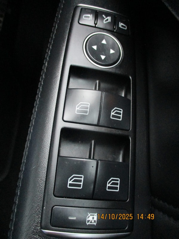 Used Mercedes-Benz E Class 2014 for sale - 76264483: Photo 23