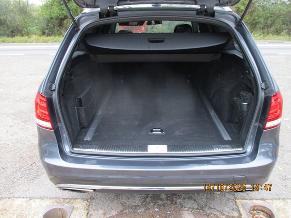 Used Mercedes-Benz E Class 2014 for sale - 76264483: Photo 26