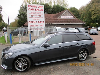 Used Mercedes-Benz E Class 2014 for sale - 76264483: Photo 2