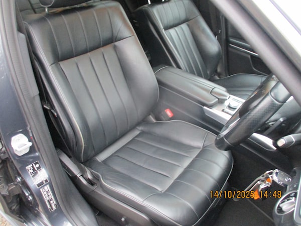 Used Mercedes-Benz E Class 2014 for sale - 76264483: Photo 32