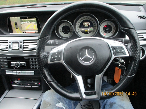 Used Mercedes-Benz E Class 2014 for sale - 76264483: Photo 34