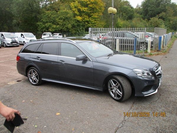 Used Mercedes-Benz E Class 2014 for sale - 76264483: Photo 6