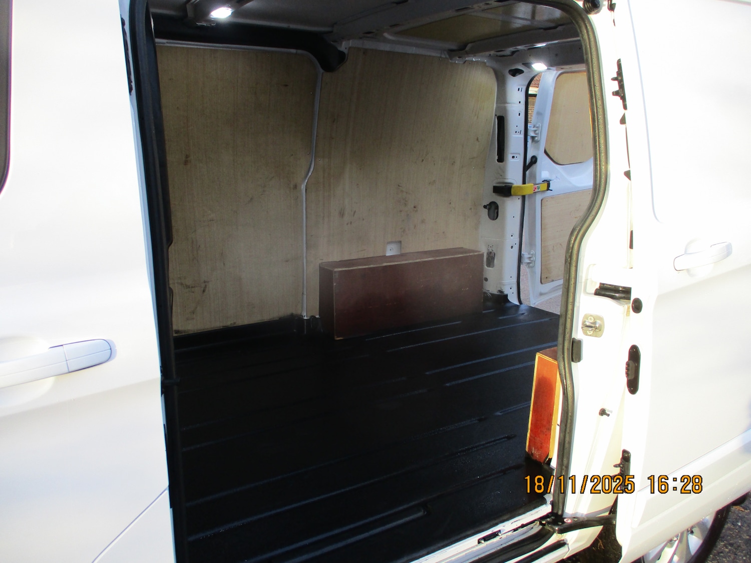 Used Ford Transit Custom 2022 for sale - 76618831: Photo 22