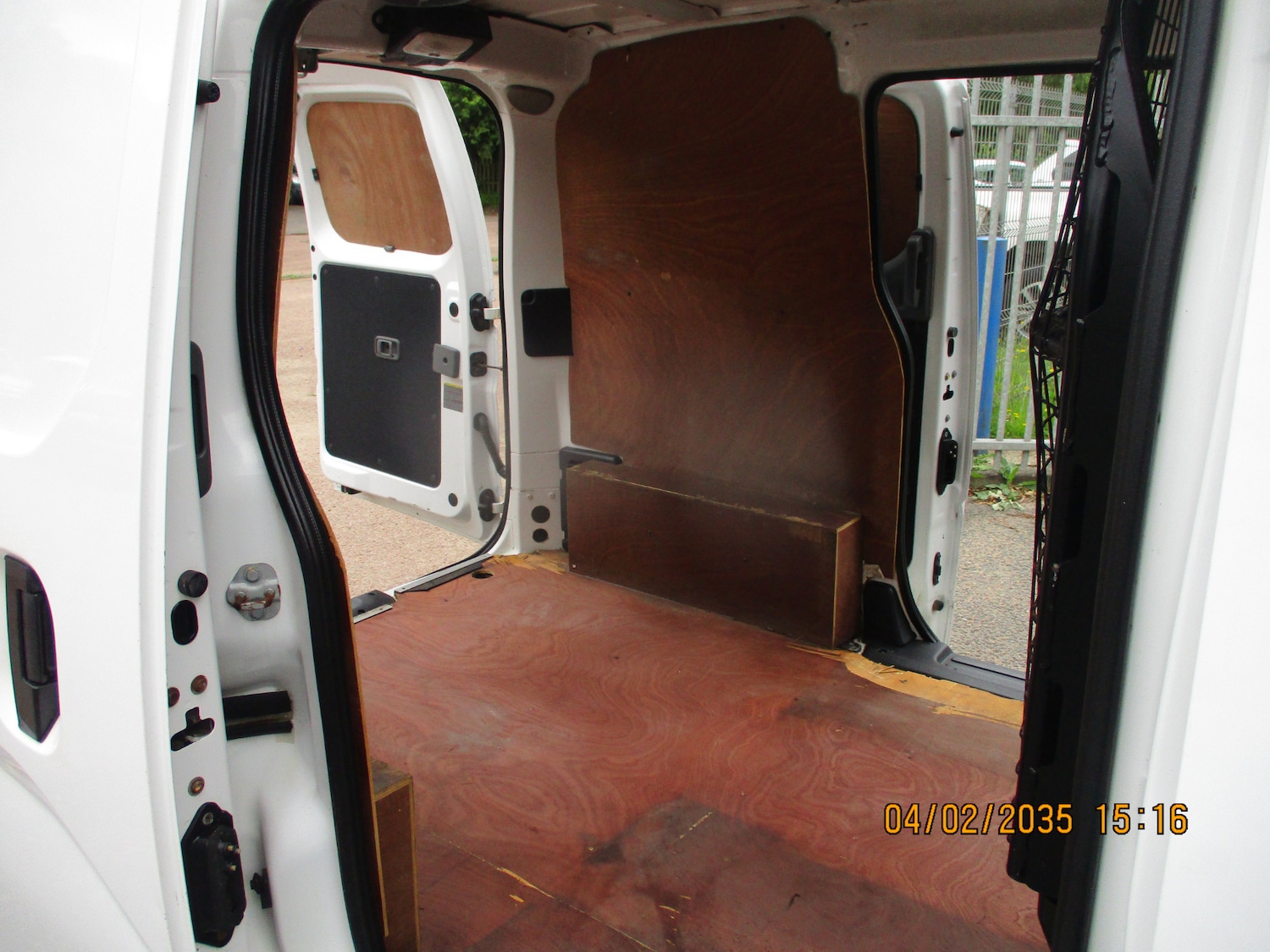 Vehicle 21
