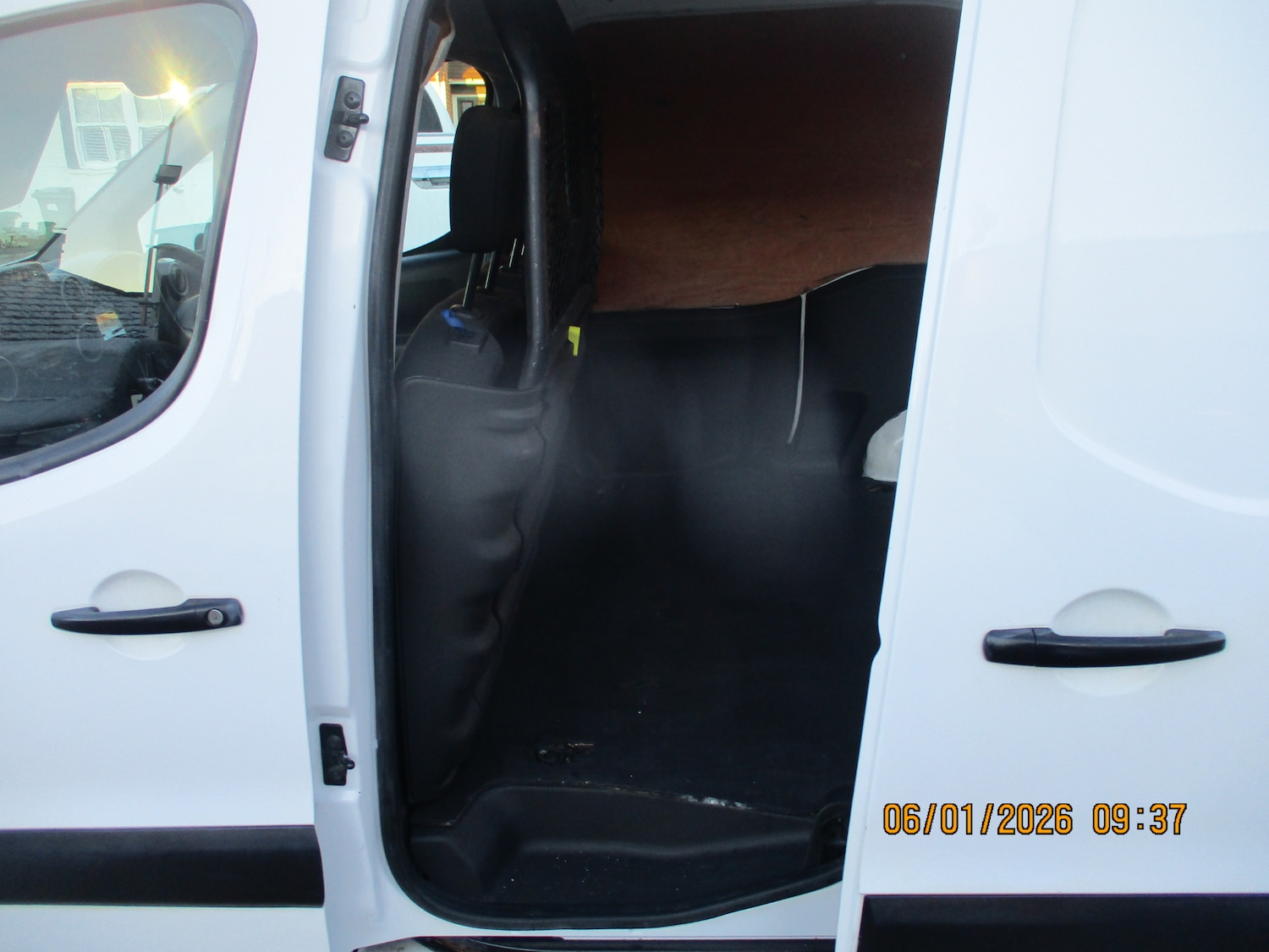 Used Peugeot Partner 2018 for sale - 77118830: Photo 20