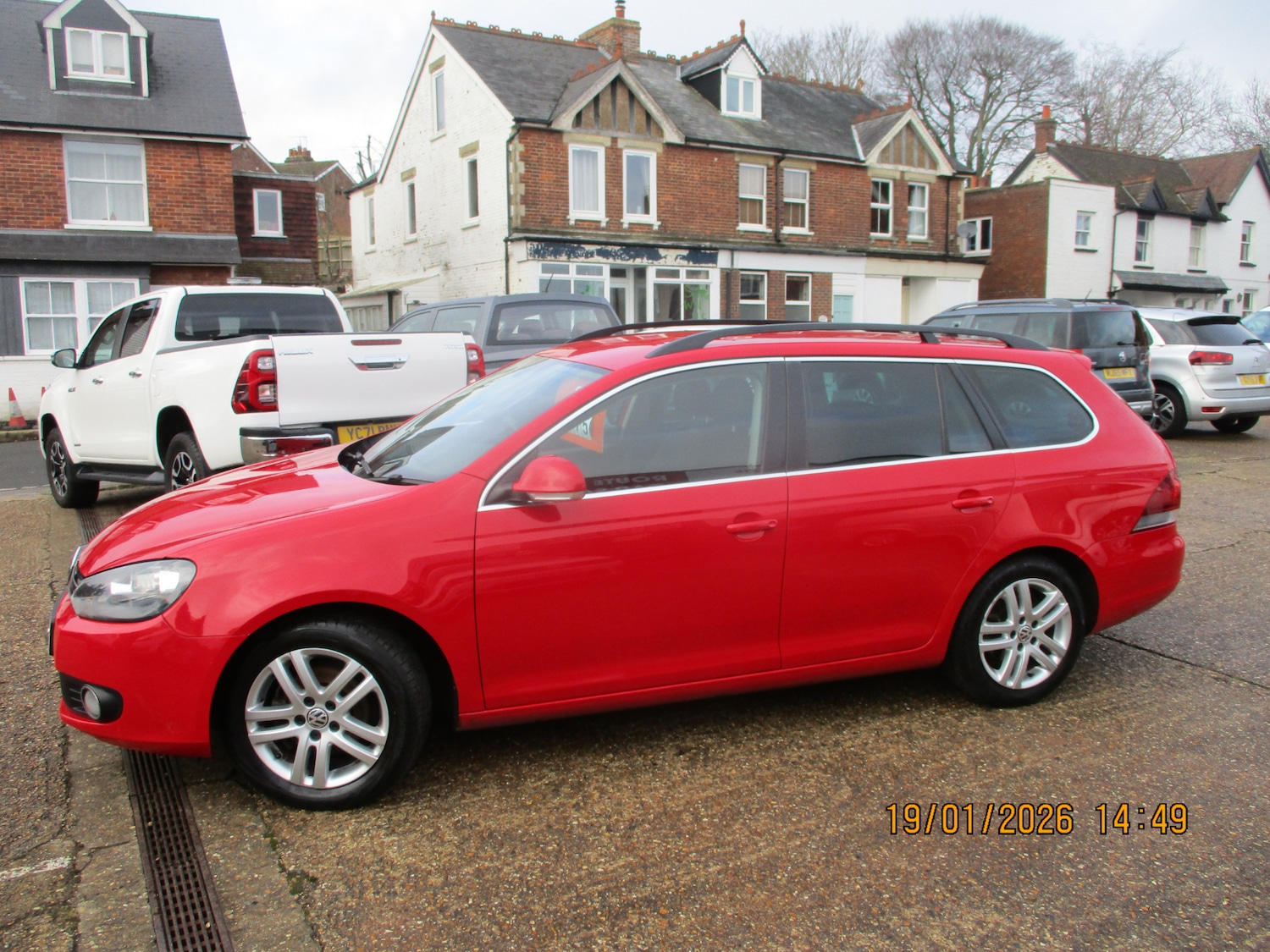 Used Volkswagen Golf 2011 for sale - 77258011: Photo 2