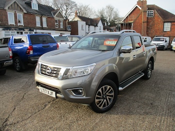 Used Nissan Navara 2017 for sale - 77965785: Photo