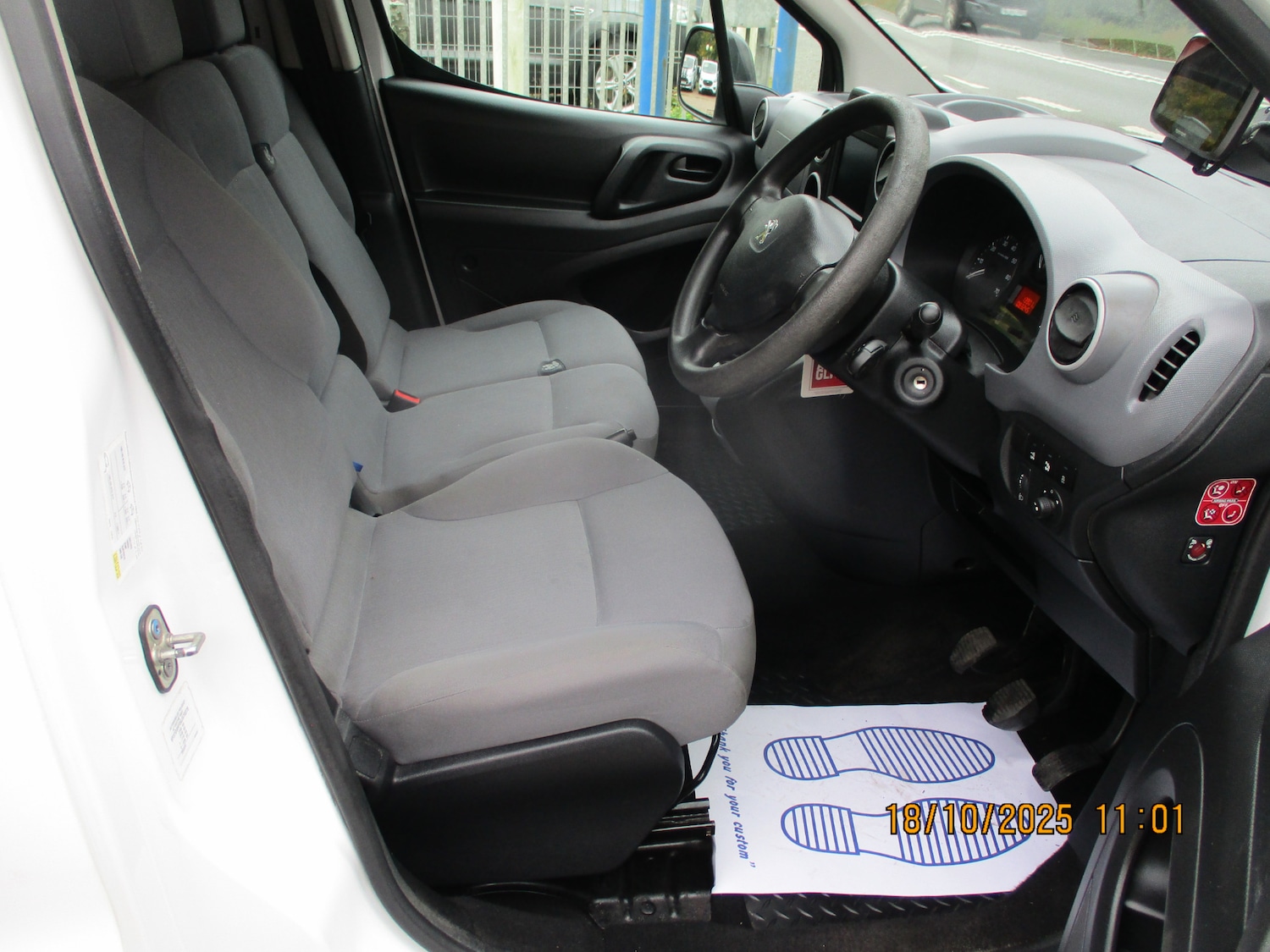 Used Peugeot Partner 2016 for sale - 76309702: Photo 23