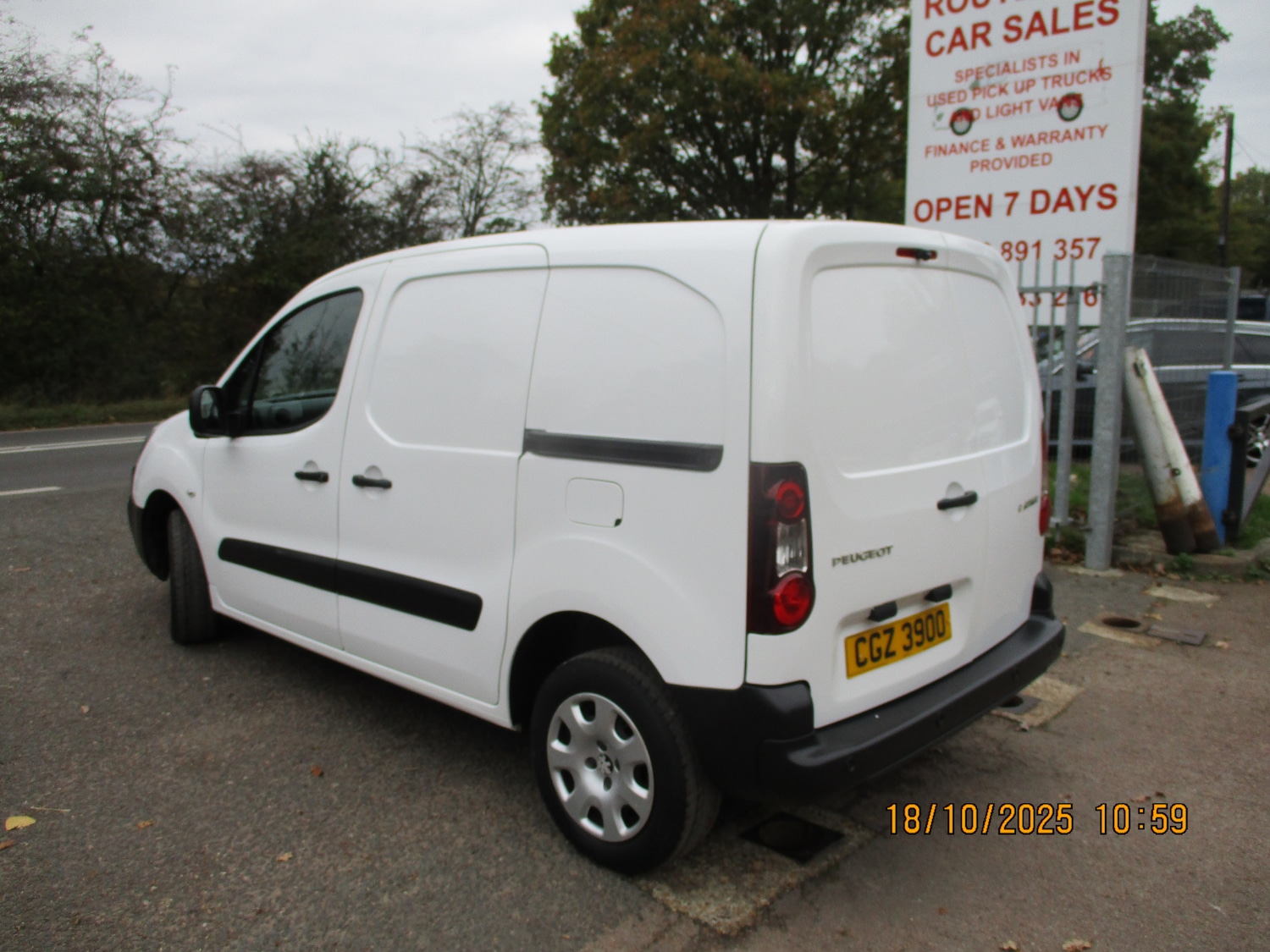 Used Peugeot Partner 2016 for sale - 76309702: Photo 3