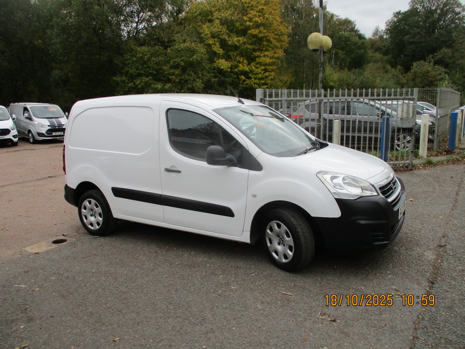 Used Peugeot Partner 2016 for sale - 76309702: Photo 6