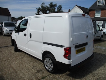 Used Nissan NV200 2017 for sale - 79424432: Photo