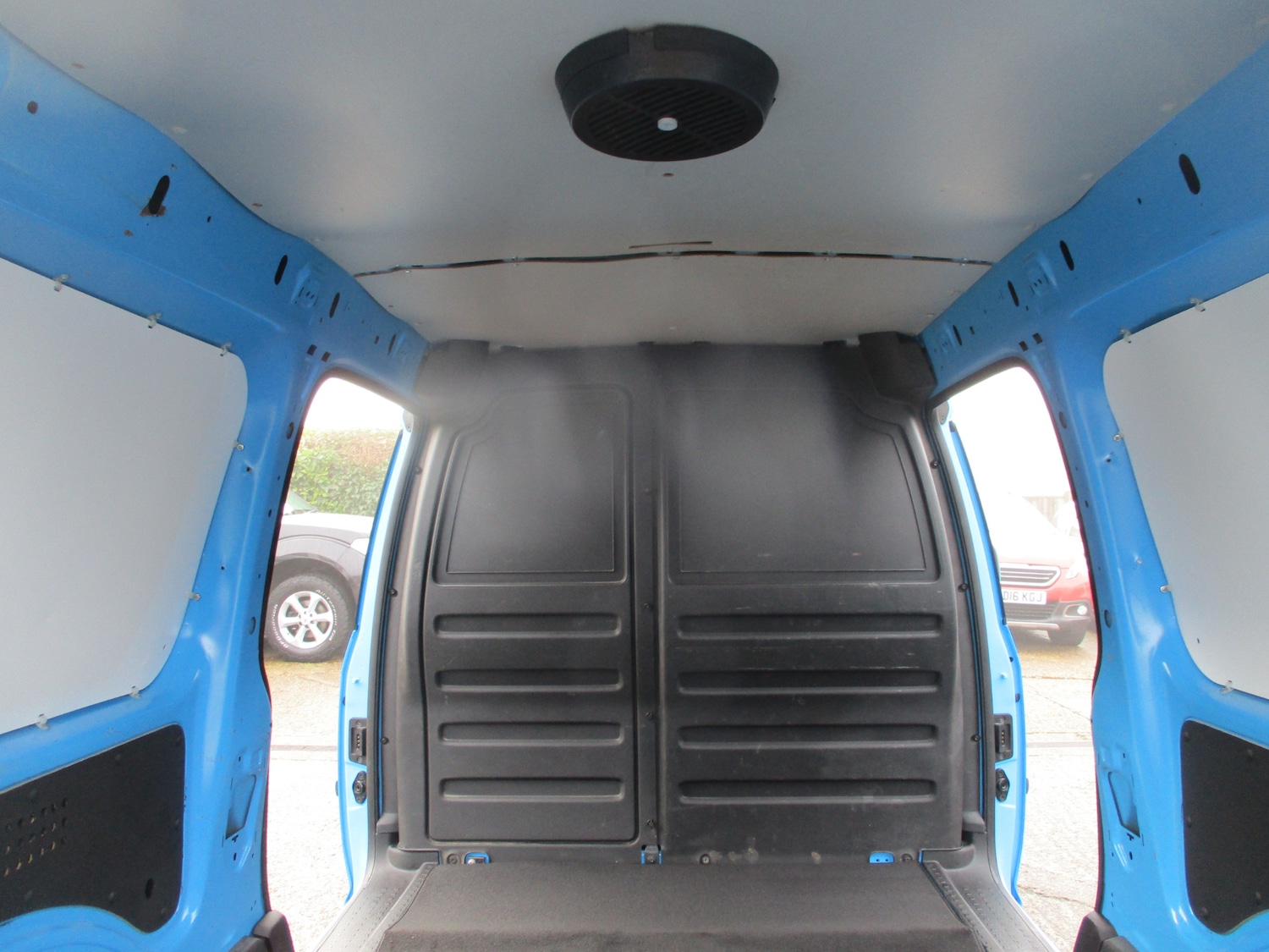 Used Volkswagen Caddy Maxi 2015 for sale - 77541562: Photo 21