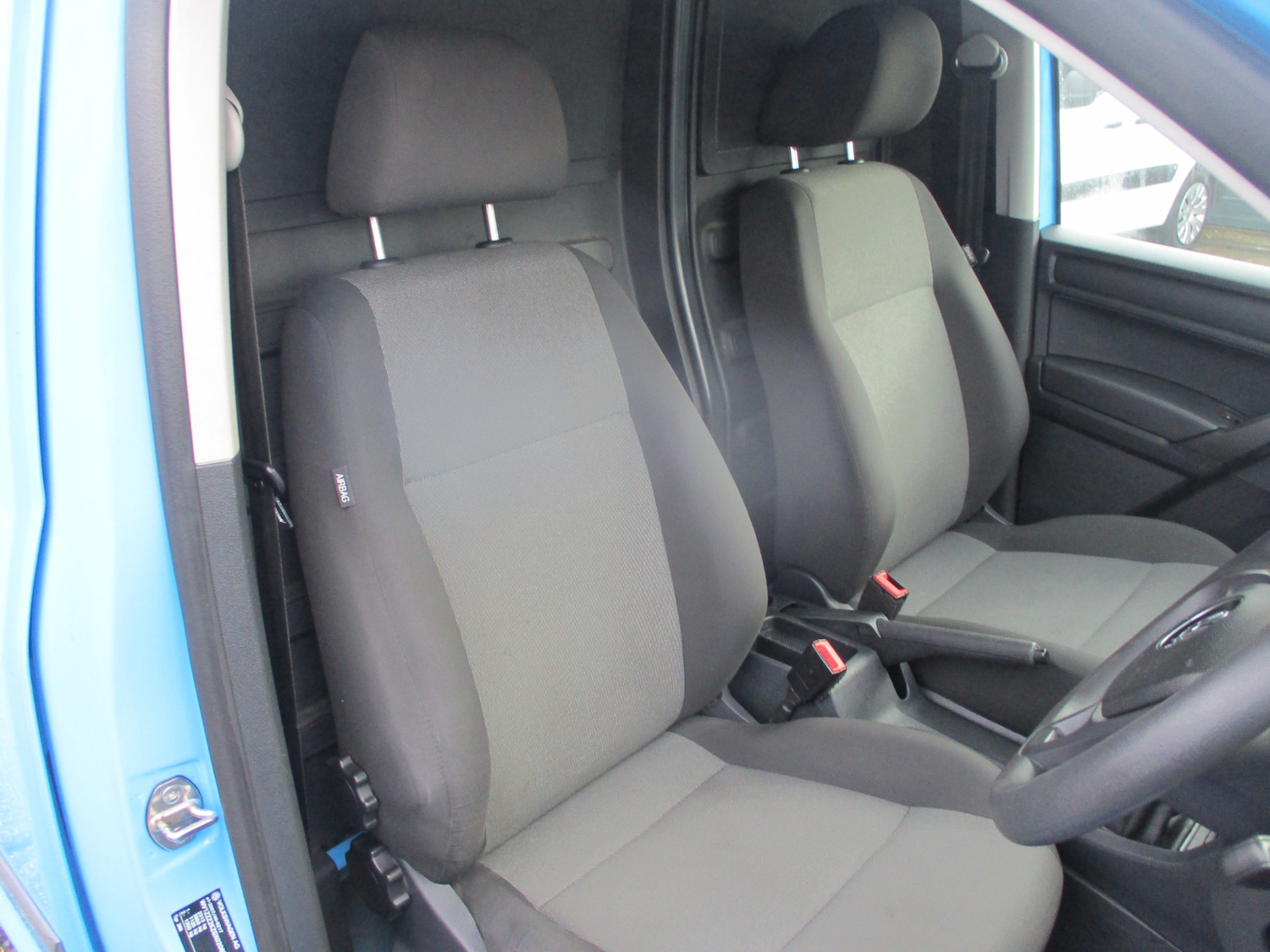 Used Volkswagen Caddy Maxi 2015 for sale - 77541562: Photo 26