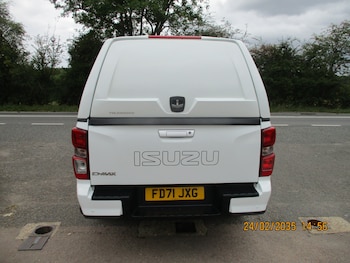 Used Isuzu D-Max 2022 for sale - 75618276: Photo