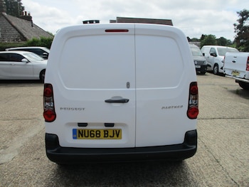 Used Peugeot Partner 2018 for sale - 78765763: Photo