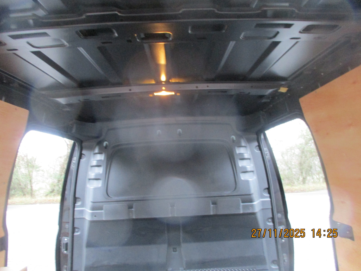 Used Volkswagen Caddy Maxi 2023 for sale - 76720256: Photo 25