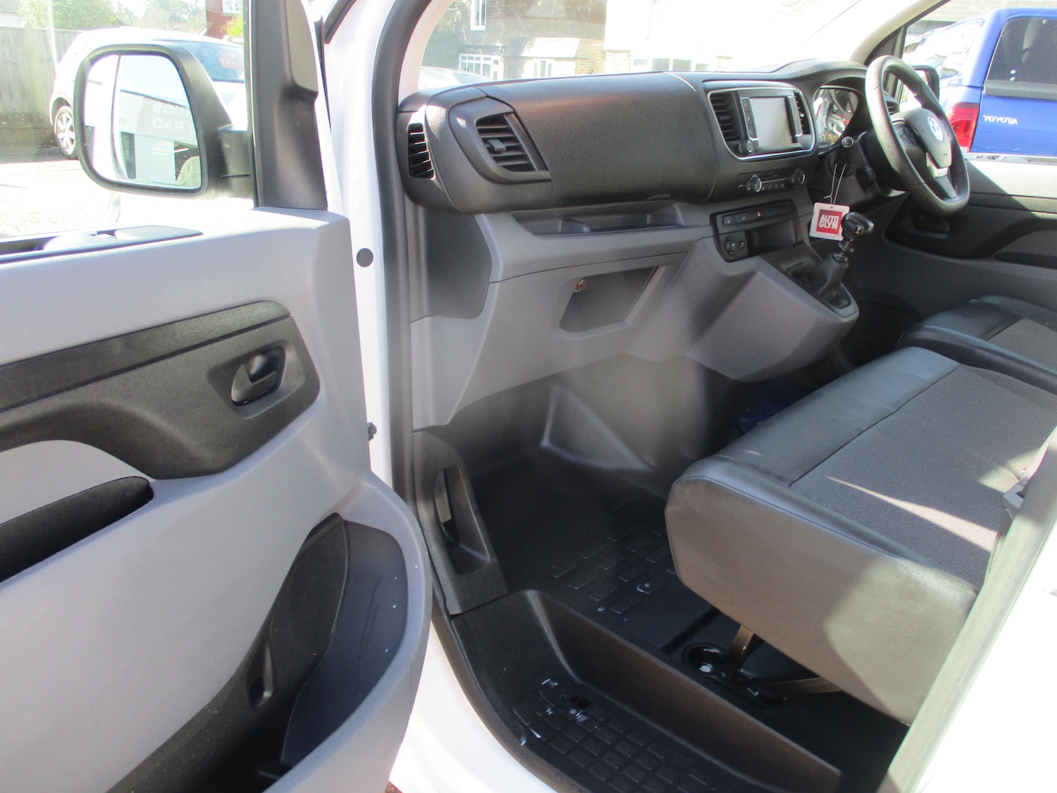 Used Vauxhall Vivaro 2019 for sale - 77717704: Photo 10