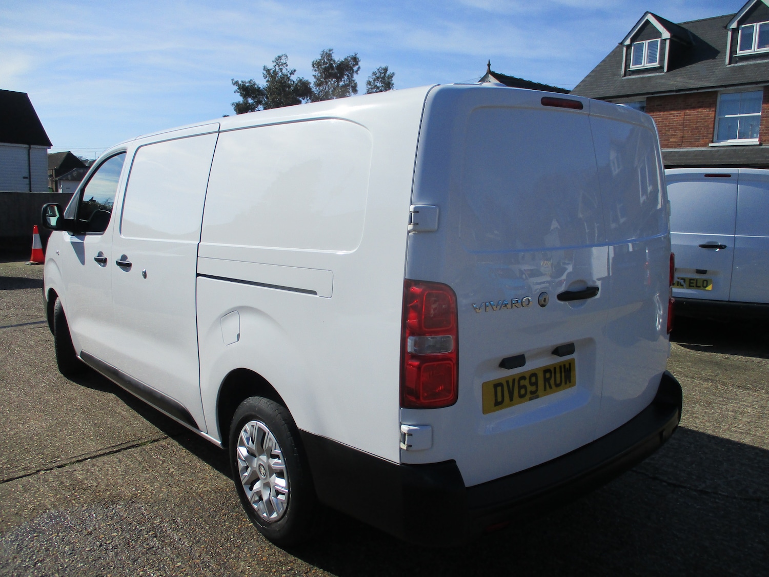 Used Vauxhall Vivaro 2019 for sale - 77717704: Photo 3