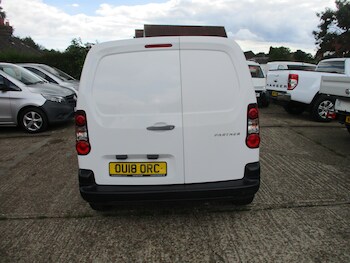 Used Peugeot Partner 2018 for sale - 79071251: Photo