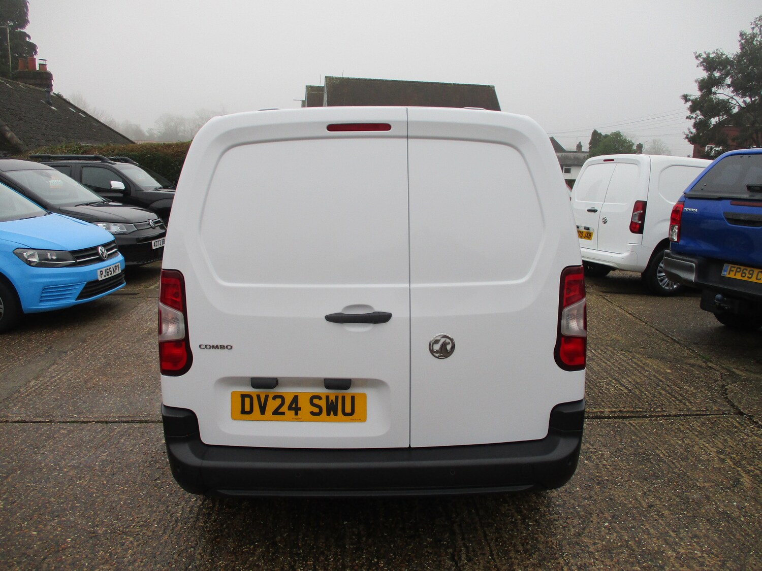 Used Vauxhall Combo 2024 for sale - 77493256: Photo 4