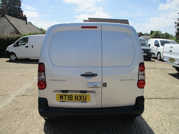 Used Peugeot Partner 2018 for sale - 78659564: Photo