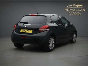 Used Peugeot 208 2016 for sale - 79792680: Photo