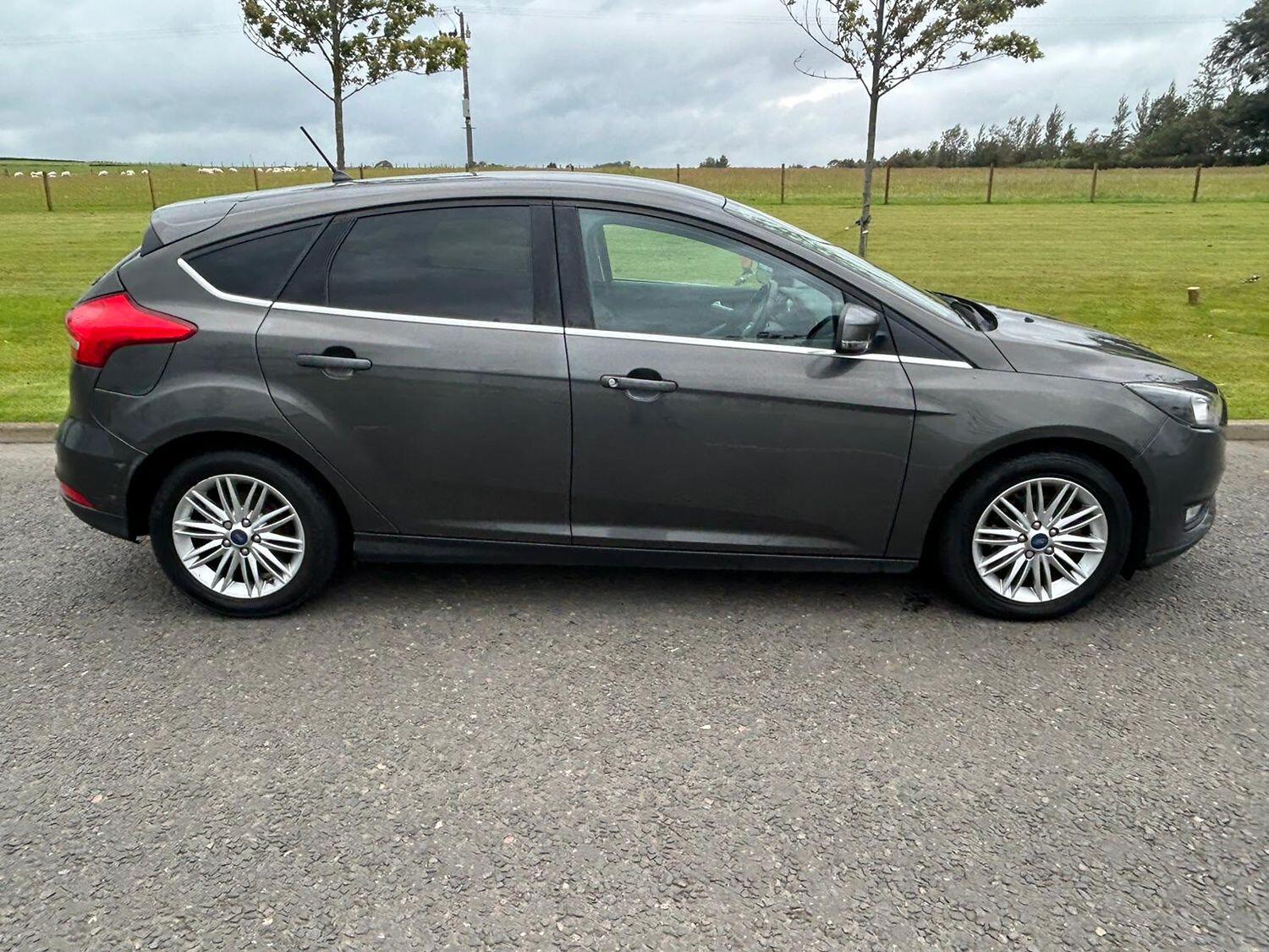 Used Ford Focus 2017 for sale - 76793833: Photo 5