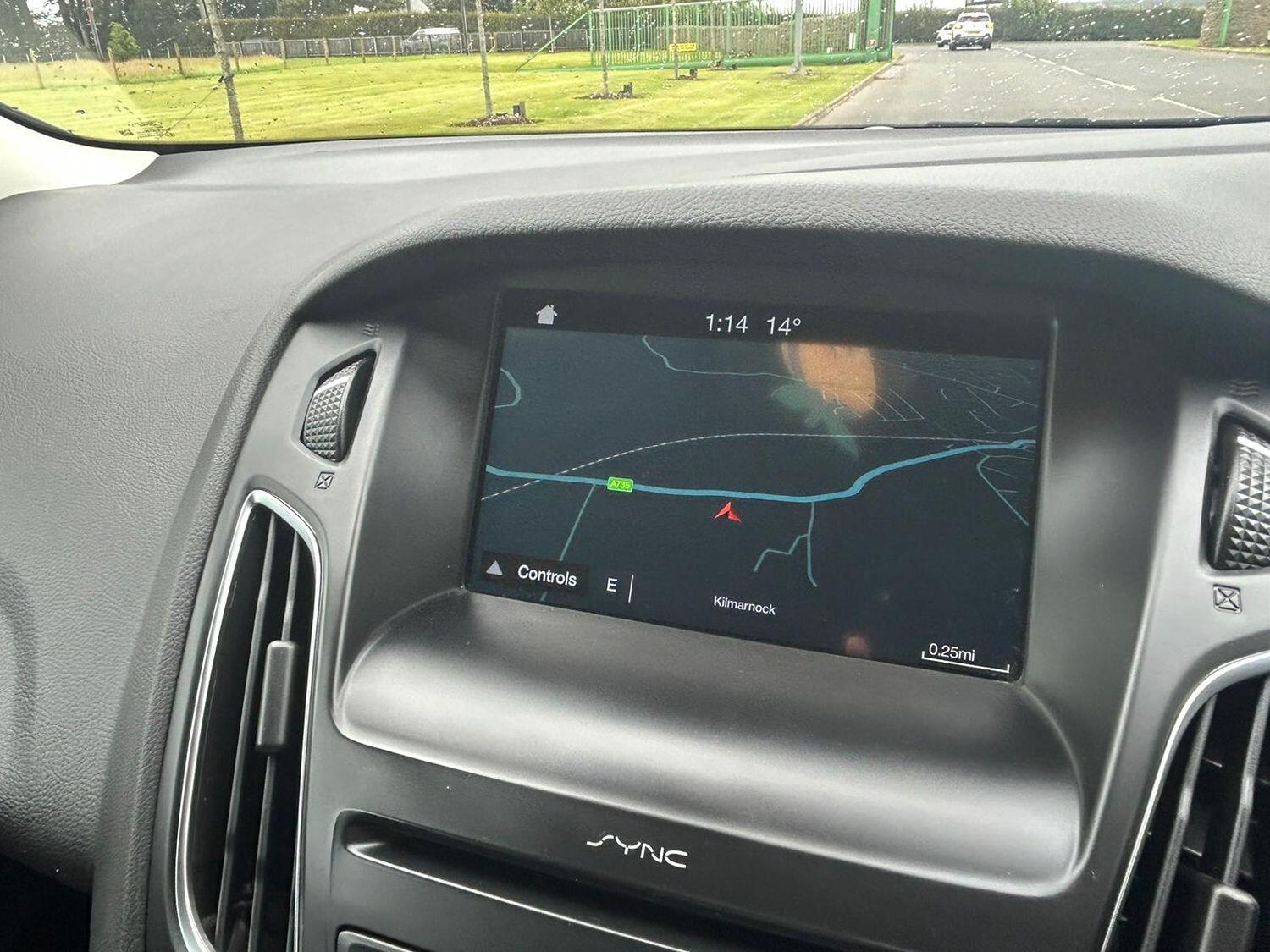 Used Ford Focus 2017 for sale - 76793833: Photo 9