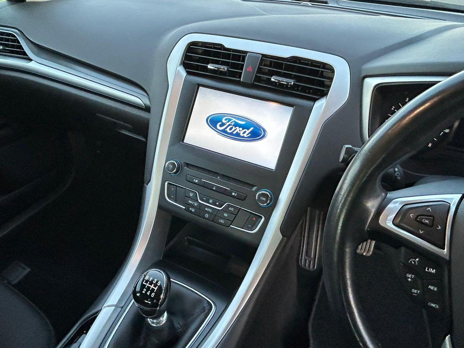 Used Ford Mondeo 2016 for sale - 76273342: Photo 27