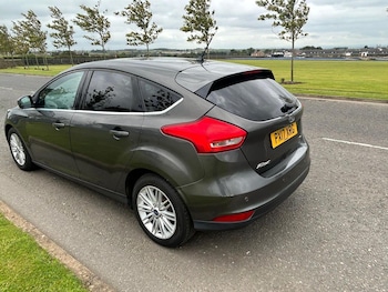 Used Ford Focus 2017 for sale - 75342928: Photo
