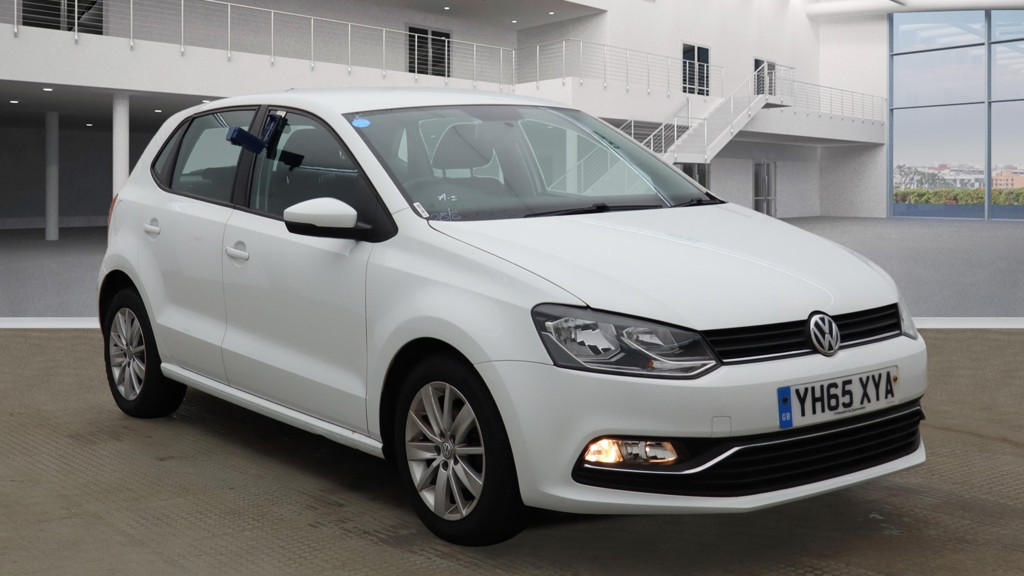 Used Volkswagen Polo 2015 for sale - 76896941: Photo 1