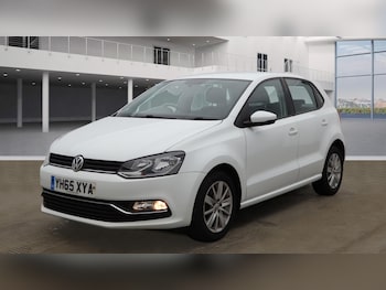 Used Volkswagen Polo 2015 for sale - 76896941: Photo