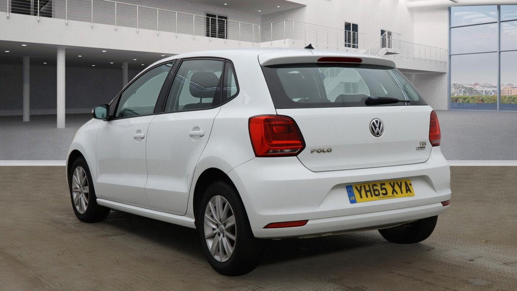 Used Volkswagen Polo 2015 for sale - 76896941: Photo 6