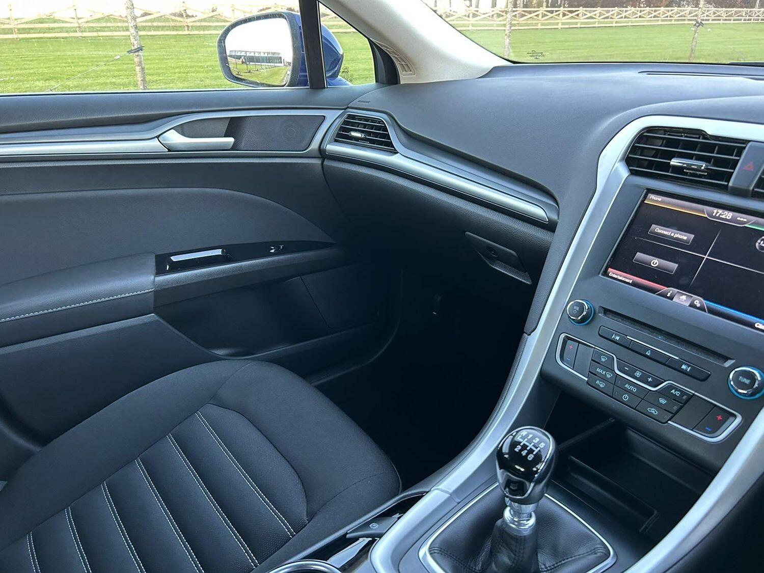 Used Ford Mondeo 2016 for sale - 77681687: Photo 23