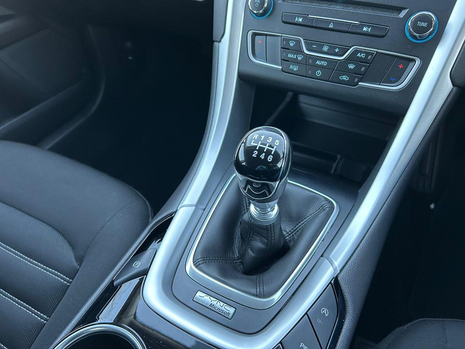 Used Ford Mondeo 2016 for sale - 77681687: Photo 32