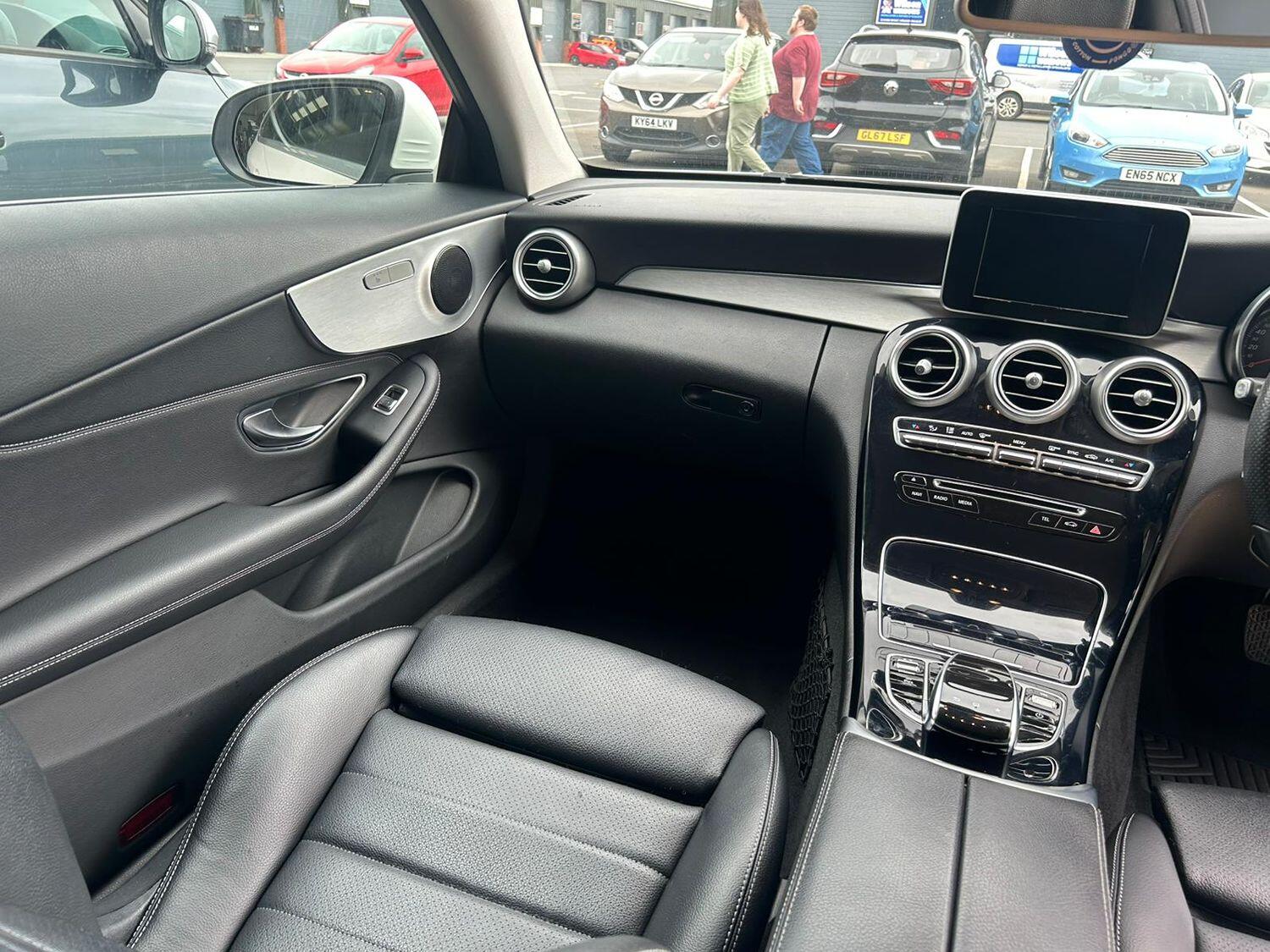 Used Mercedes-Benz C Class 2016 for sale - 76793835: Photo 14