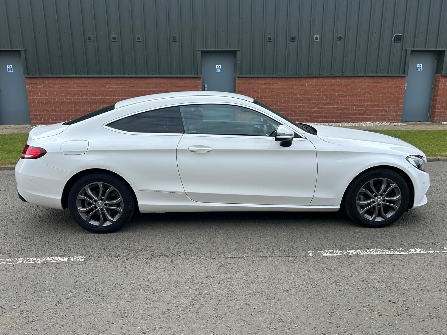 Used Mercedes-Benz C Class 2016 for sale - 76793835: Photo 3