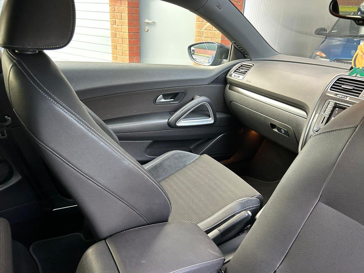 Used Volkswagen Scirocco 2016 for sale - 76198207: Photo 17