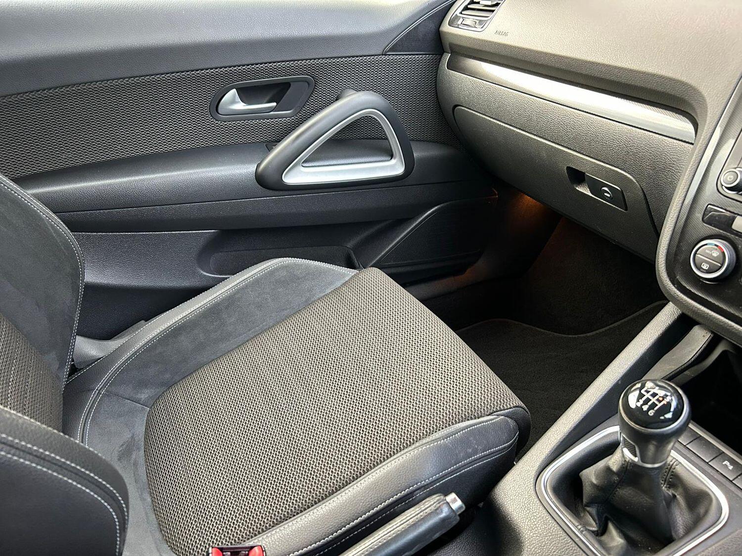 Used Volkswagen Scirocco 2016 for sale - 76198207: Photo 19