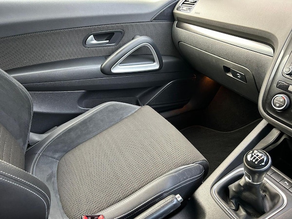 Used Volkswagen Scirocco 2016 for sale - 76198207: Photo 19