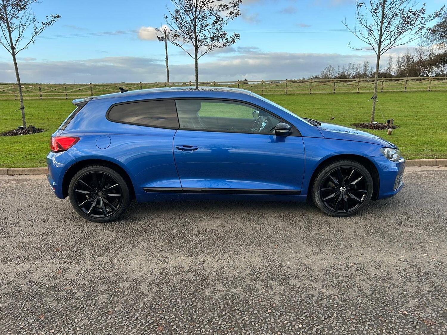 Used Volkswagen Scirocco 2016 for sale - 76198207: Photo 3