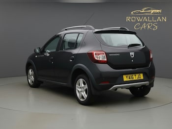 Used Dacia Sandero Stepway 2016 for sale - 79311590: Photo