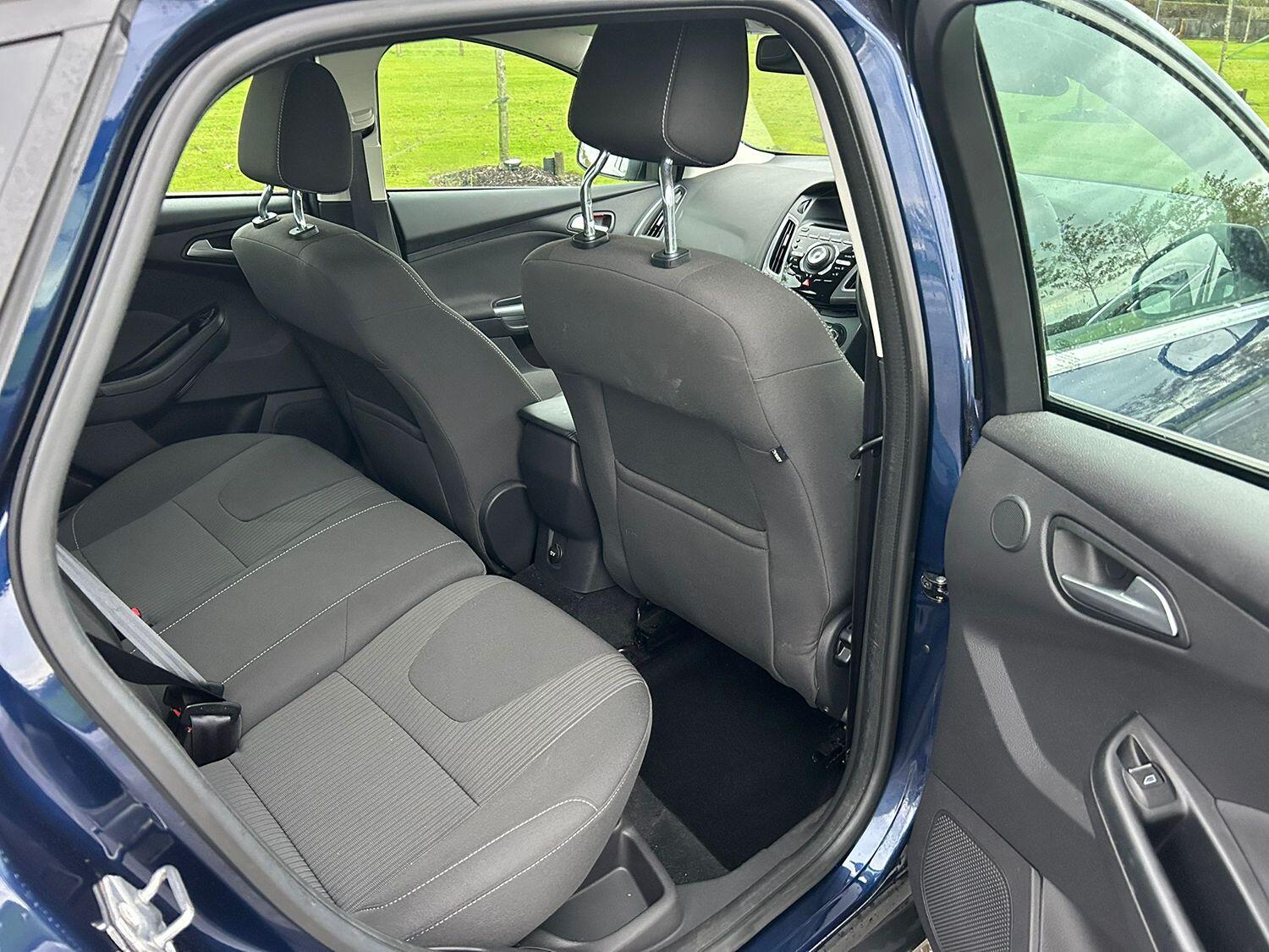 Used Ford Focus 2012 for sale - 76098739: Photo 13