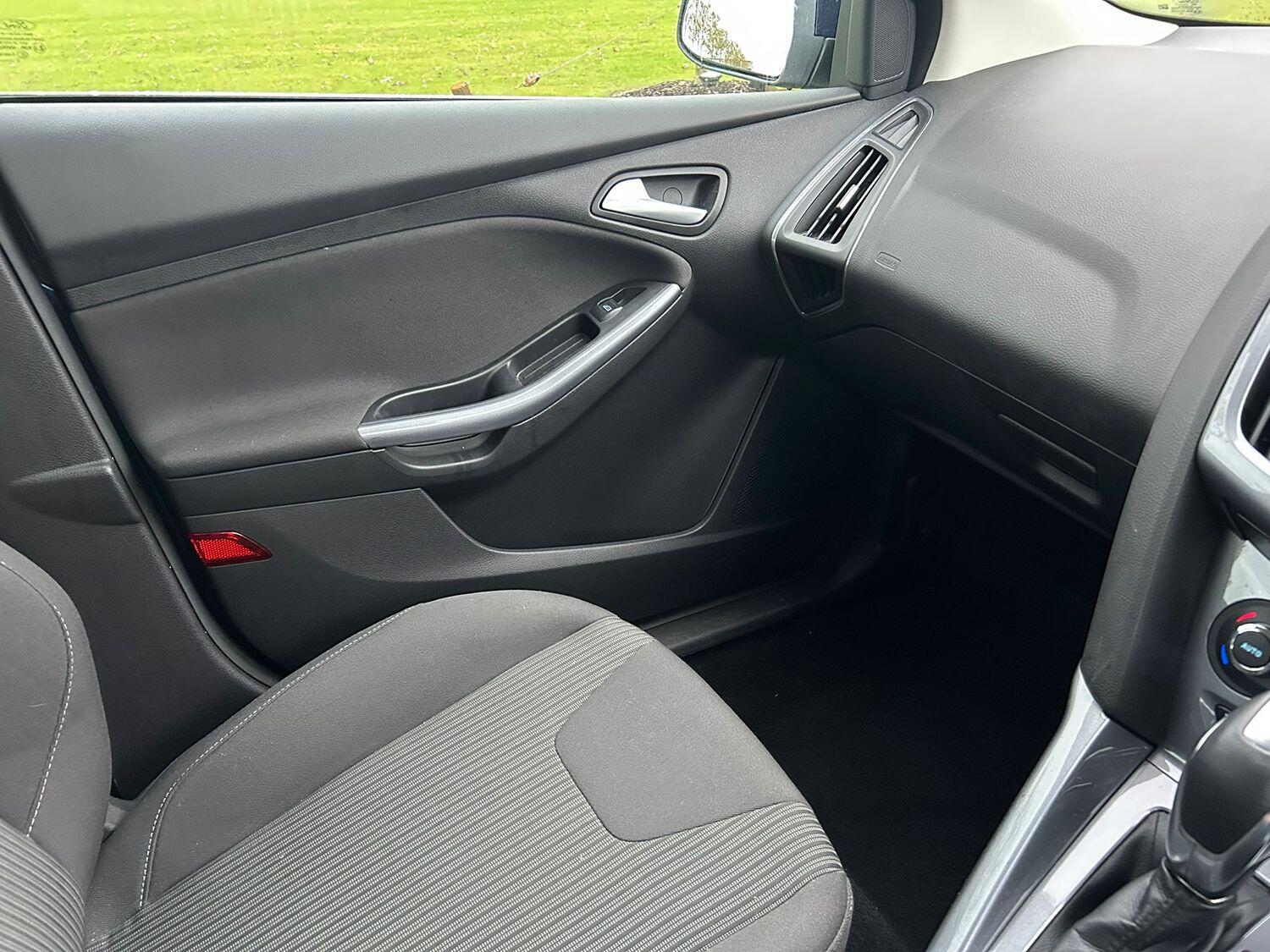 Used Ford Focus 2012 for sale - 76098739: Photo 21